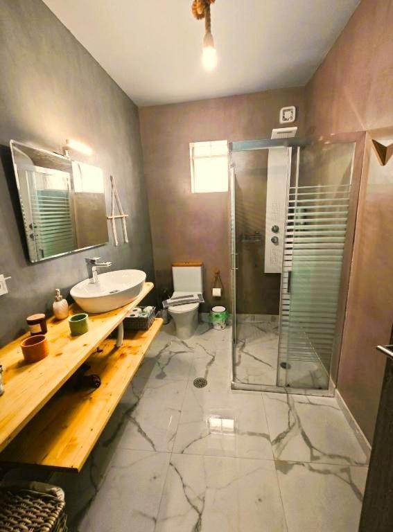 Apartment River House
