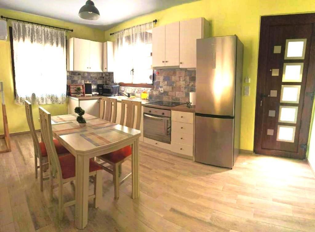 River House Apartment